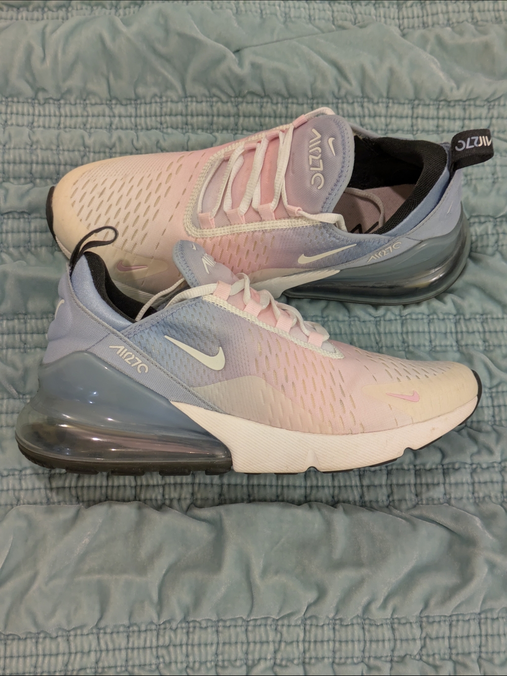 Nike Air Max 270 Women's Pastel Pink & Blue gradient 8.5 Sneakers
